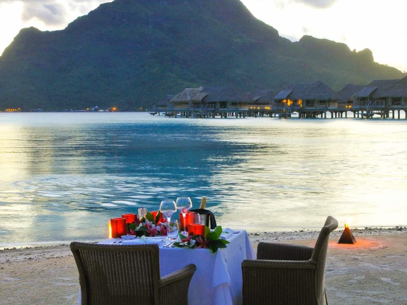 BOB_IC Thalasso_Romantic Dinner on the beach©InterContinental Thalasso 2