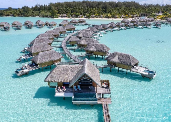 BOB_Le Bora Bora by Pearl Resorts_End of Pontoon Overwater Suite with Pool©Le Bora Bora by Pearl Resorts (1)
