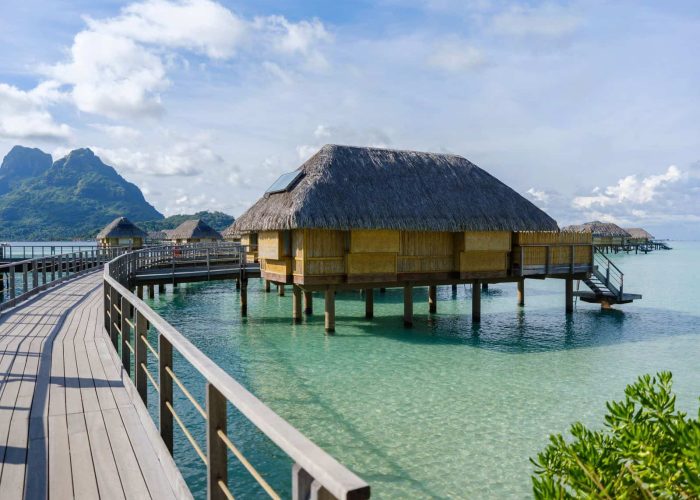BOB_Le Bora Bora by Pearl Resorts_Overwater Bungalow©Le Bora Bora by Pearl Resorts (5)