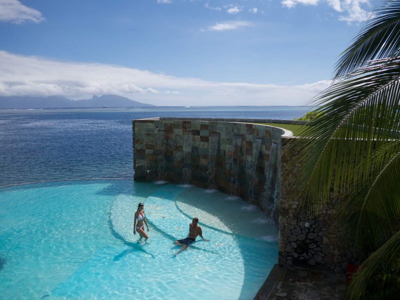 PPT_Te Moana Tahiti Resort_Infinity Pool©Te Moana Tahiti Resort 2